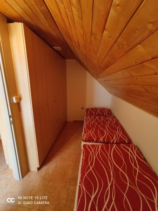 Vinarstvi Ehrlich Apartment Milotice Luaran gambar