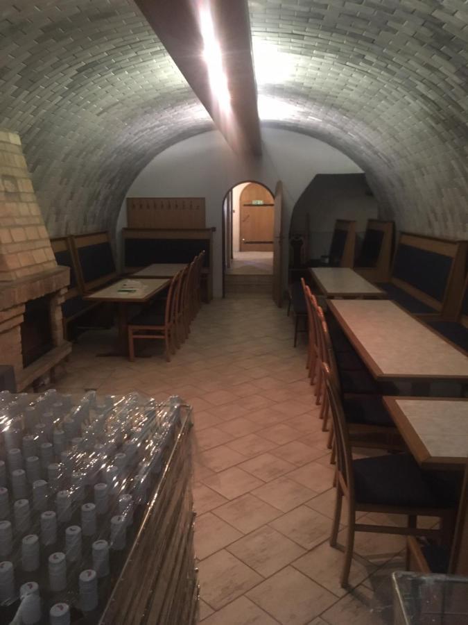 Vinarstvi Ehrlich Apartment Milotice Luaran gambar